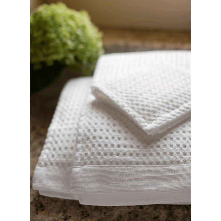 Gilden Tree | Waffle Bath Towels | White Wash Cloth