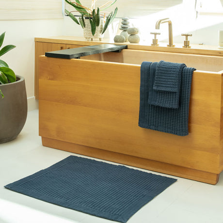 Midnight Blue Waffle Bath Mat - Modern Style